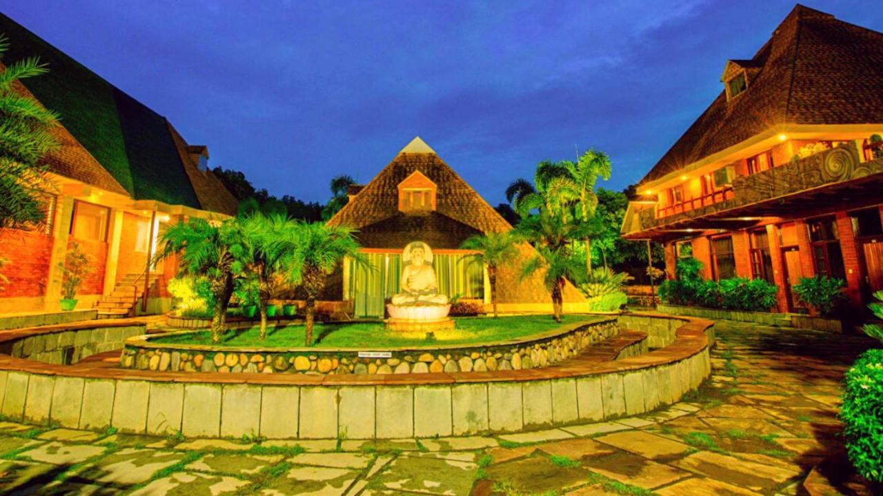 Pyramid Home Divine - A Wellness Resort Dehradun Ngoại thất bức ảnh