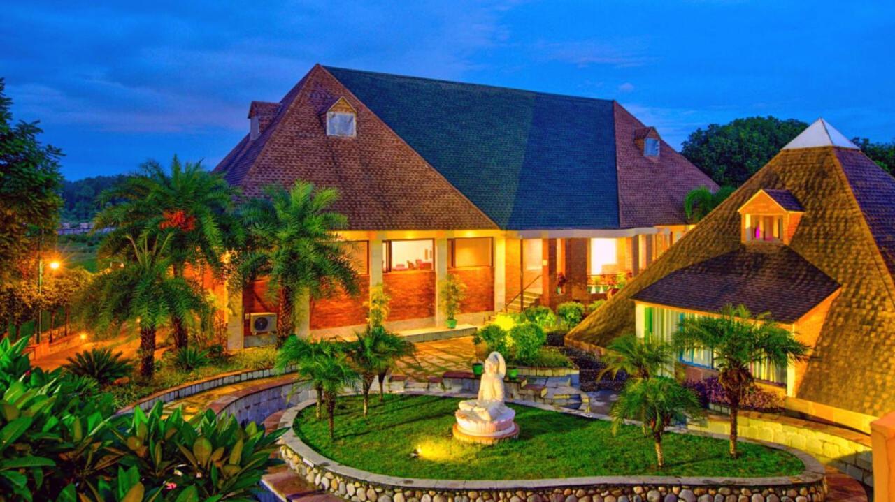Pyramid Home Divine - A Wellness Resort Dehradun Ngoại thất bức ảnh